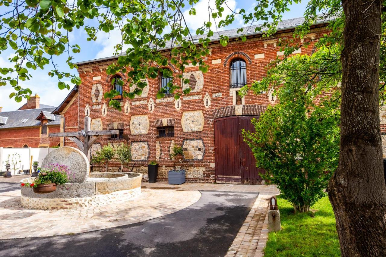 Hotel Et Spa Le Lion D'Or Pont-l'Eveque  Exterior photo